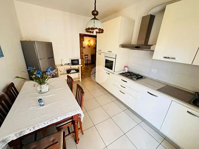 Appartamento con 5 locali in vendita in Via Don Emanuele Toso, Sestri Levante
