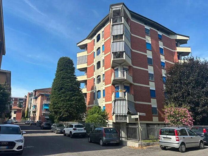 Appartamento quadrilocale in vendita in Via Donizzetti, Voghera