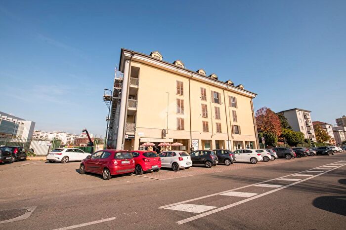 Appartamento bilocale in affitto in Via Rogoredo, Milano