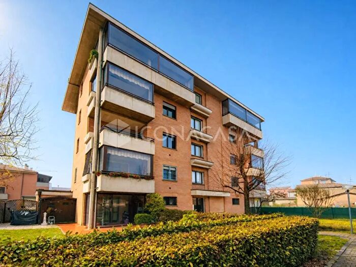 Appartamento trilocale in vendita in Via XXV Aprile, Sala Bolognese