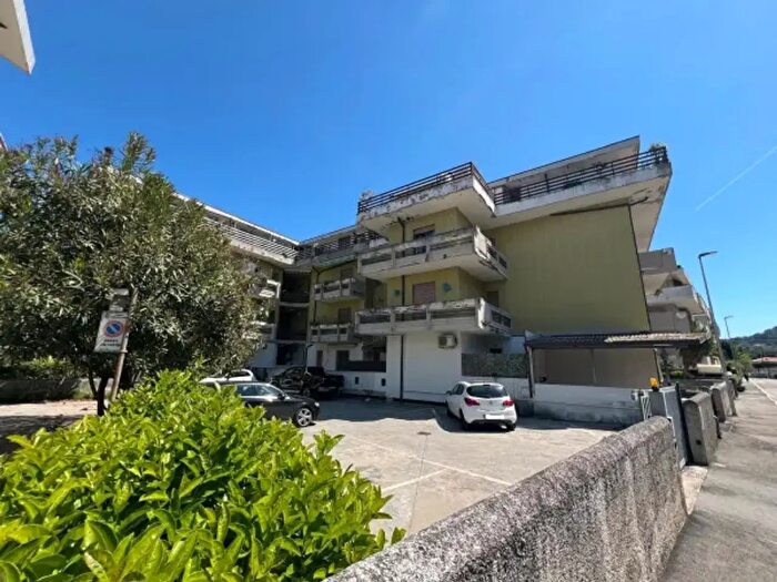 Appartamento trilocale in vendita in Via Primo Vere, Francavilla Al Mare
