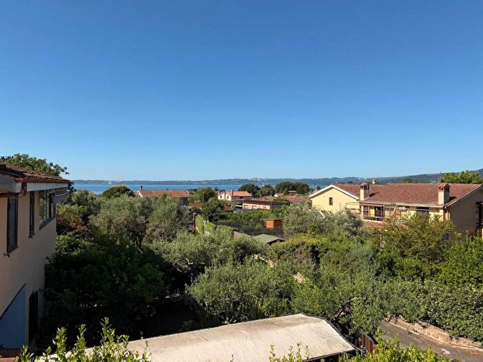 Appartamento bilocale in affitto in Via Settevene Ovest, Trevignano Romano