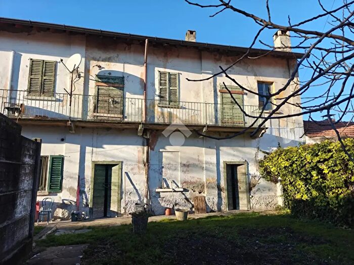 Casa con 5 locali in vendita in Via Trento, Fara Gera DAdda