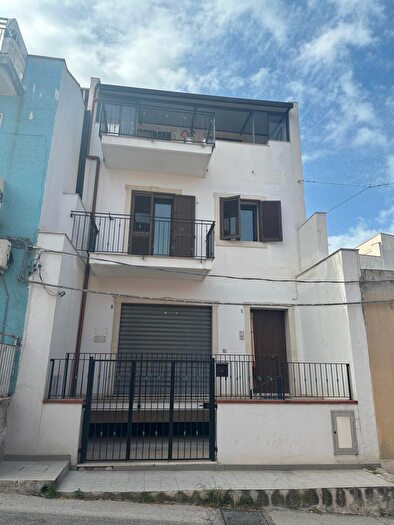 Appartamento trilocale in vendita in Via dellIndipendenza N, Siracusa