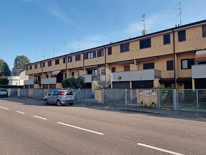 Casa quadrilocale in vendita in Via Q Sella, Busto Arsizio
