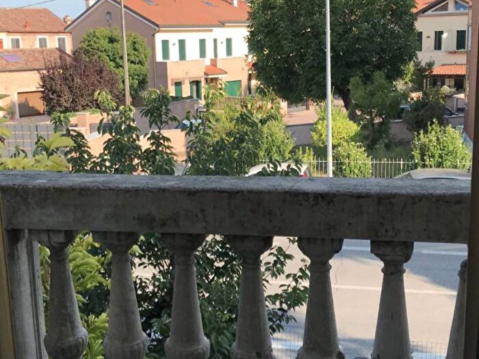 Appartamento trilocale in affitto in VIA COLOMBAROLA, Via Pomposa, Ferrara