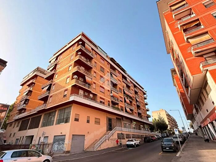 Appartamento trilocale in vendita in Via dei Mille, Aprilia