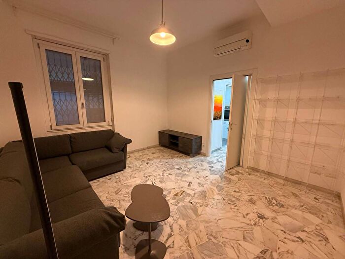 Appartamento bilocale in affitto in Via Tito Livio, Lodi Brenta, Milano