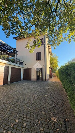 Appartamento bilocale in vendita in Via Abetone Superiore, Maranello