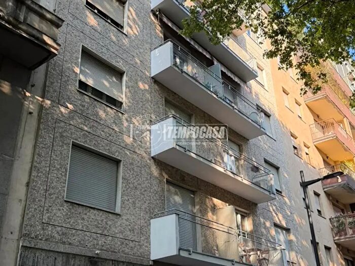 Appartamento bilocale in vendita in Corso Sempione, Milano