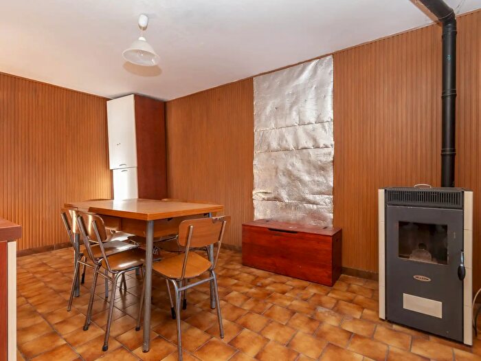 Appartamento bilocale in vendita in Piazza Piave, Paesana