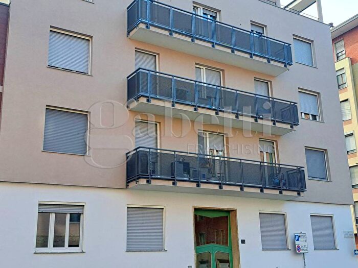 Appartamento bilocale in affitto in Via Gianfranco Zuretti, Cascina dei Pomi, Milano