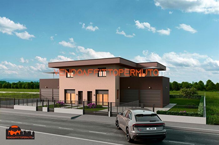 Case in Vendita e in Affitto - 2