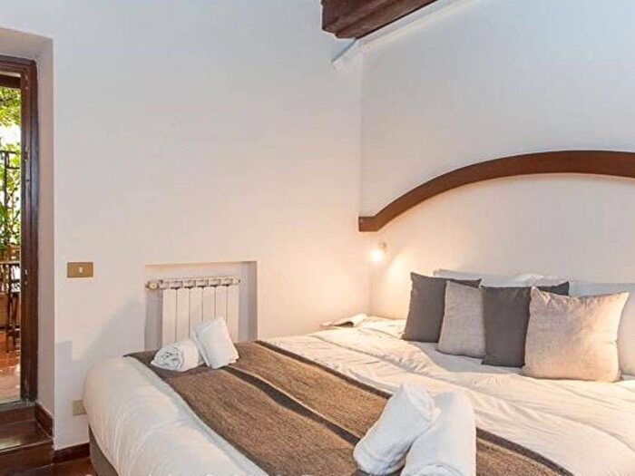 Appartamento bilocale in affitto in Via della Scala, Trastevere, Roma