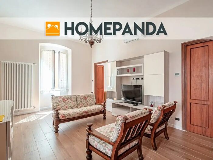Appartamento con 5 locali in vendita in Via Ursone da Sestri, Genova