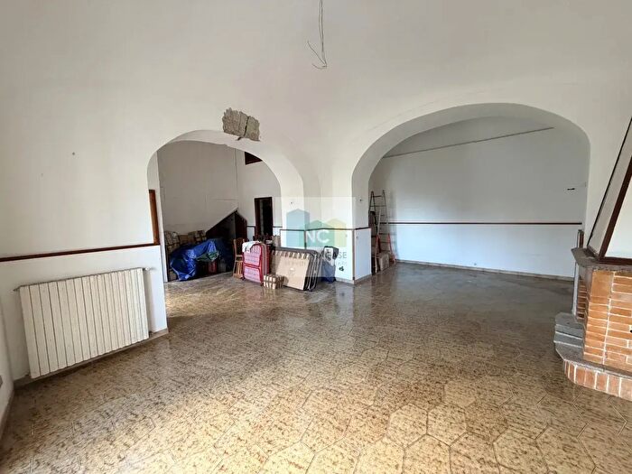 Casa con 6 locali in vendita in Via Vecchia, Forio