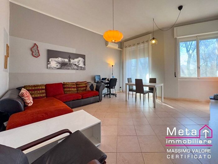 Appartamento trilocale in affitto in Via Piadena, Centro, San Donato Milanese