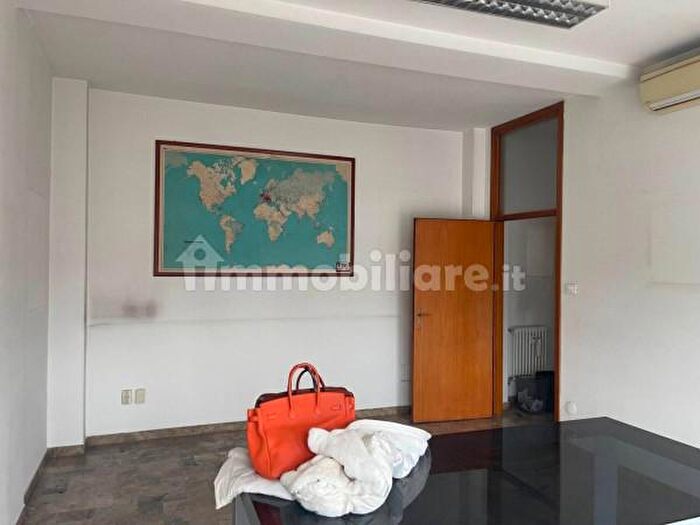 Appartamento quadrilocale in vendita in Via Emilia a San Pietro, Reggio Emilia