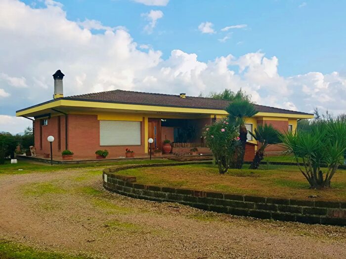 Casa con 6 locali in vendita in Ss, Sezze