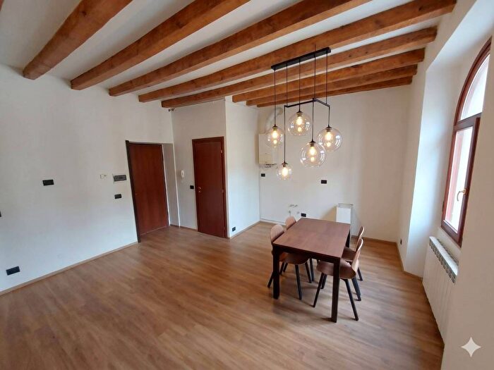 Appartamento bilocale in affitto in Via Panfilo Castaldi, Porta Venezia, Milano