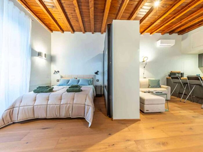 Appartamento in affitto in Via Antonio Tolomeo Trivulzio, De Angeli, Milano