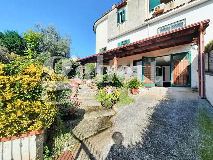 Casa con 5 locali in vendita in Via Madonna del Pantano, Giugliano In Campania