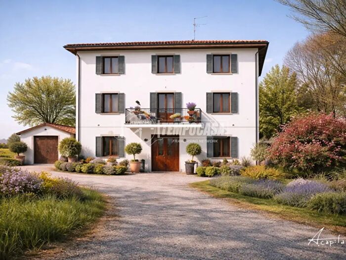 Casa con 5 locali in vendita in Via Zucchini, Campogalliano