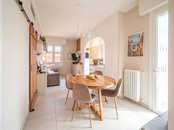 Appartamento con 5 locali in vendita in Via Carlo Marx, Quattro Castella