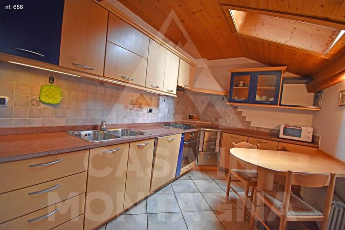 Case in Vendita e in Affitto - 3