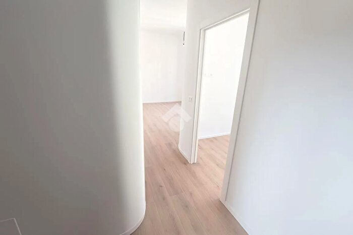 Appartamento bilocale in vendita in Via Padova, Milano