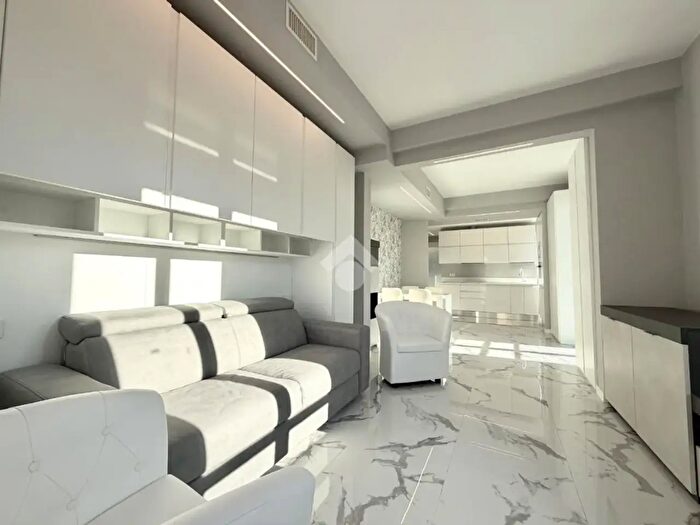 Appartamento monolocale in vendita in Via degli Oleandri, Alassio