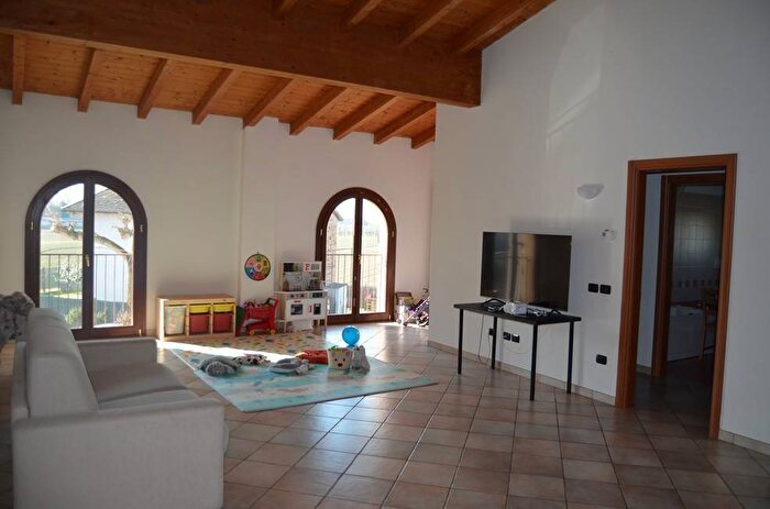 Appartamento con 5 locali in affitto in Lugo