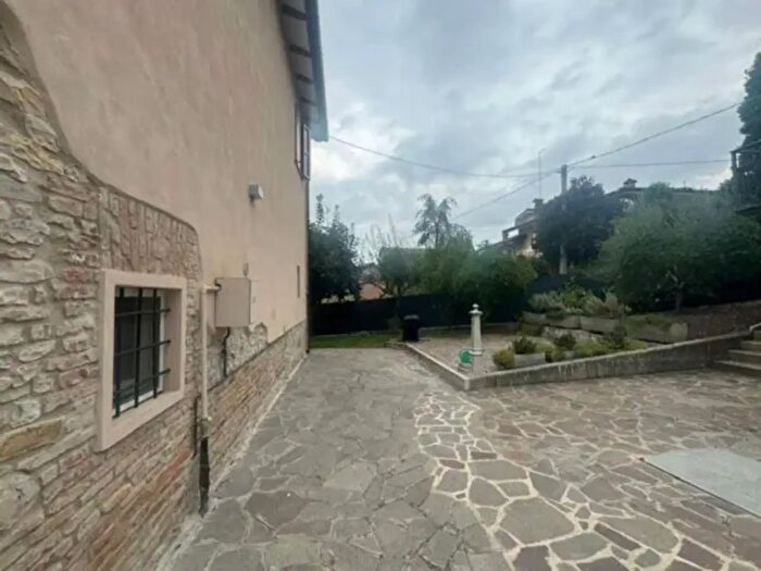 Casa trilocale in affitto in Maranello