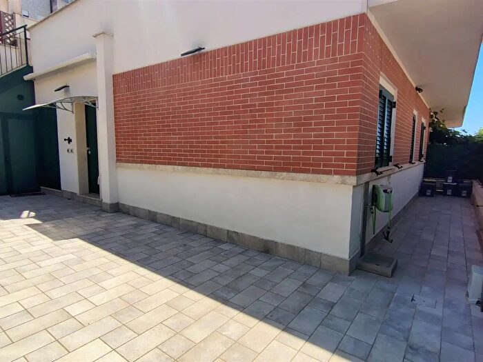 Casa quadrilocale in vendita in Nettuno