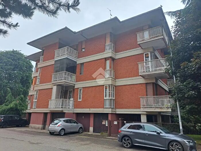 Appartamento bilocale in vendita in Via Fratelli Rosseli, Pavia