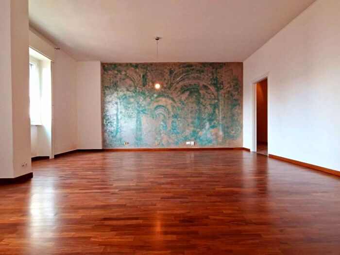 Appartamento trilocale in affitto in corso Sempione, Paolo Sarpi, Milano