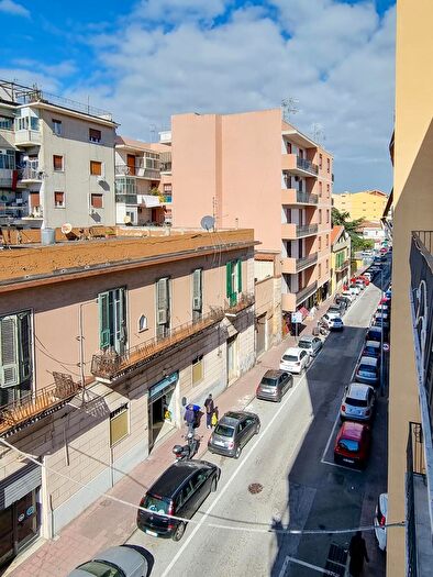 Appartamento trilocale in vendita in Via Marco Polo B, Messina