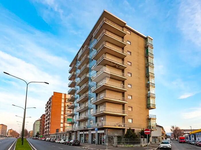 Appartamento monolocale in vendita in Corso Grosseto, Torino