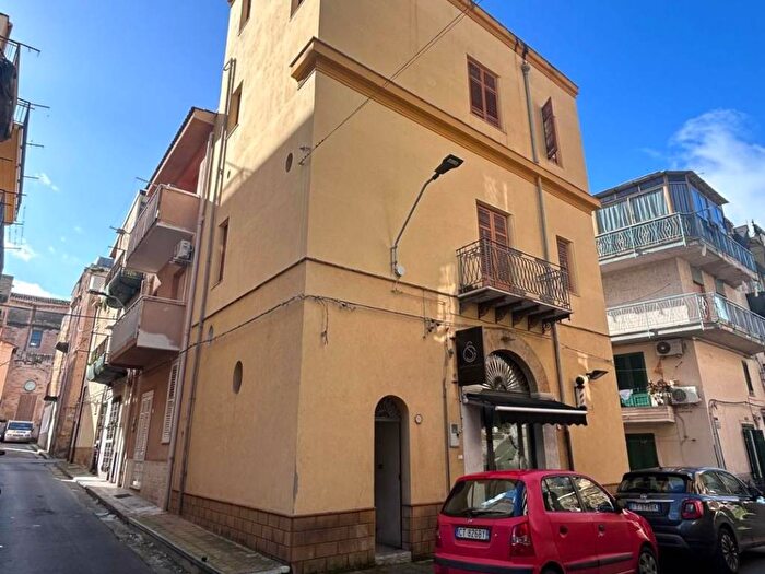 Appartamento bilocale in affitto in Via Calogero Carà, Centro, Bagheria