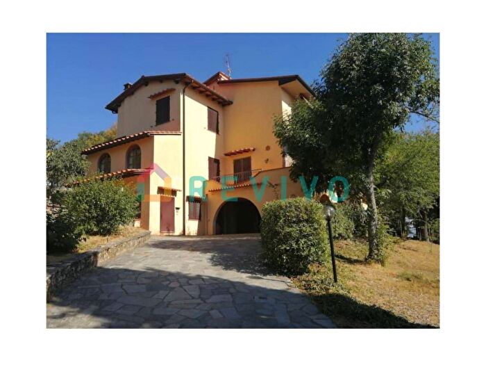 Appartamento con 6 locali in affitto in Località Montecucco, LApparita Monte Pilli, Bagno a Ripoli