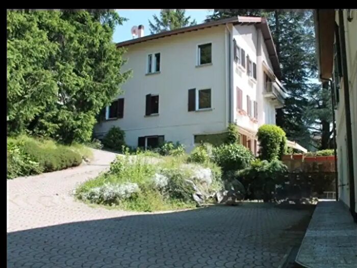 Appartamento con 10 locali in vendita in Brunate