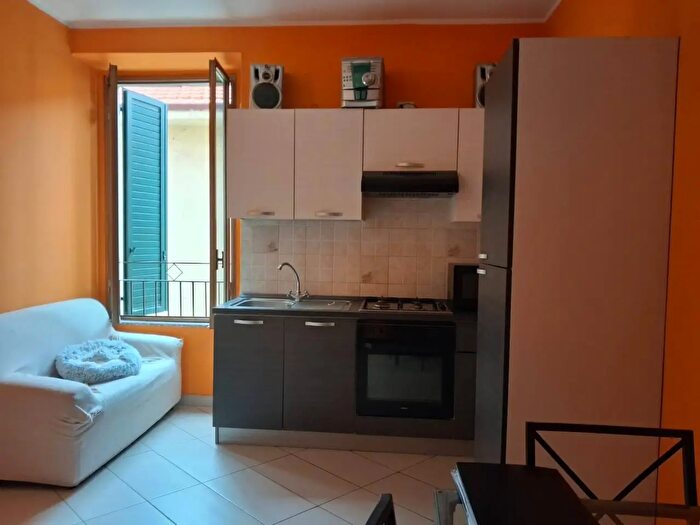 Appartamento monolocale in vendita in Via Vittorio Veneto, Lentate Sul Seveso
