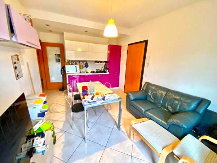 Appartamento con 5 locali in vendita in Urbino