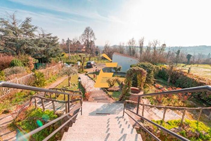 Casa quadrilocale in vendita in Via Sabbione, Alessandria