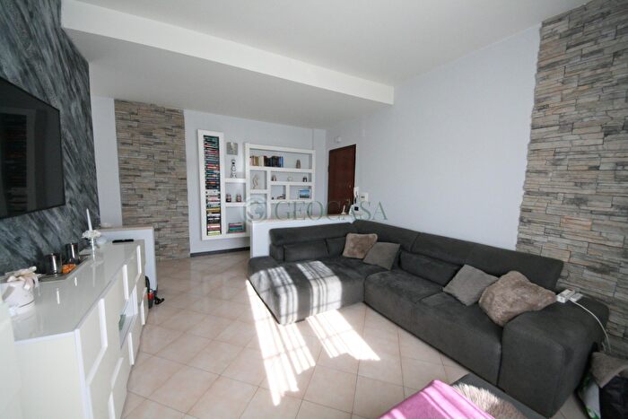 Appartamento trilocale in vendita in La Spezia