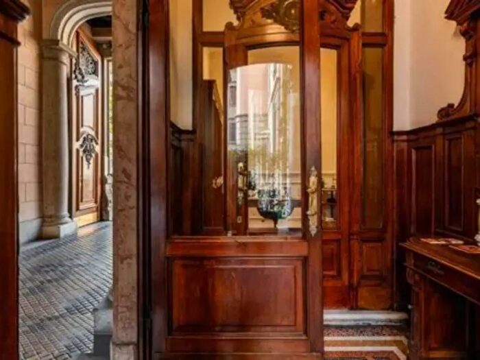 Appartamento con 6 locali in vendita in Via Rovani, Milano