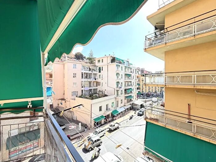 Appartamento quadrilocale in vendita in Via Pietro Agosti, Sanremo