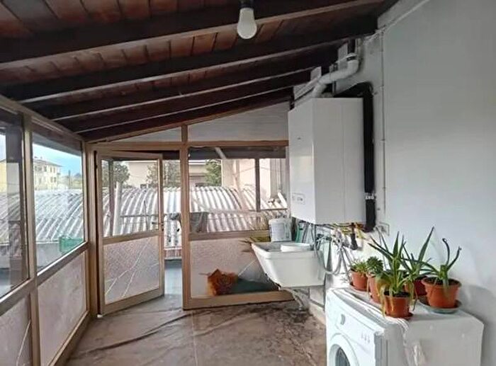 Appartamento con 5 locali in vendita in Via SantUrbano, Godega Di SantUrbano