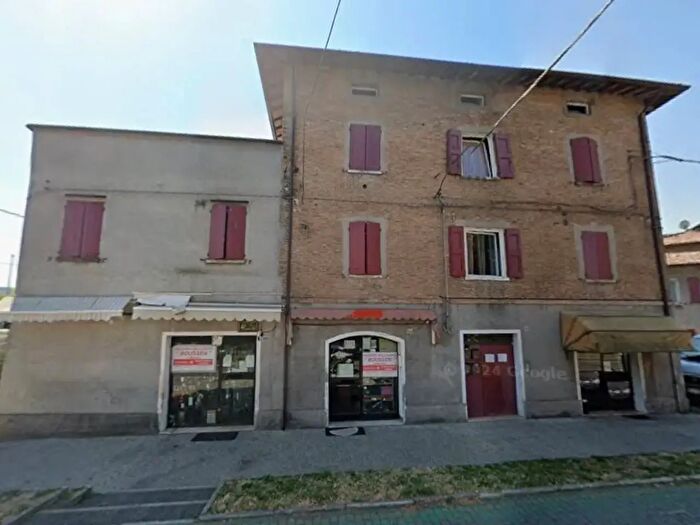 Casa con 10 locali in vendita in Sassuolo