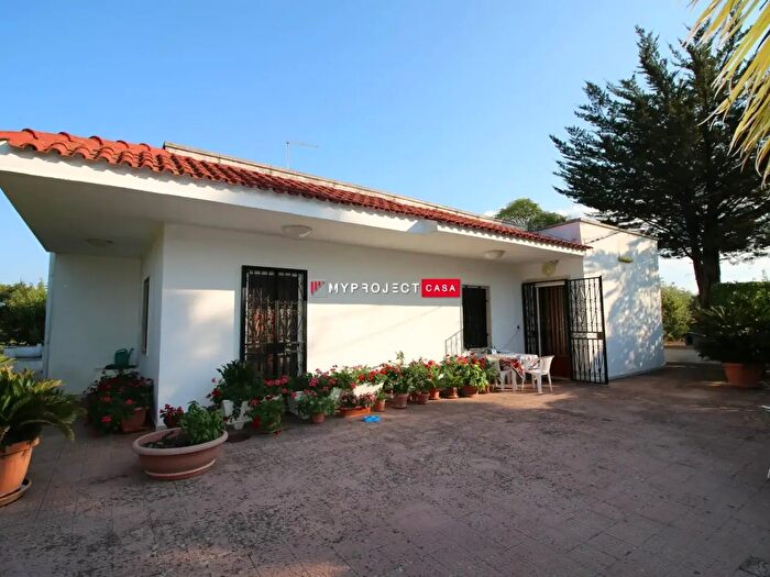 Casa quadrilocale in vendita in Strada Madonna del Rosario, Martina Franca